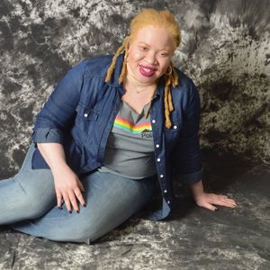 Meet your Posher, Dana